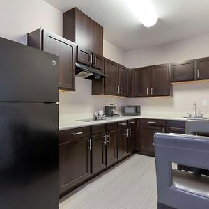 King Room Kitchenette Non-Smoking